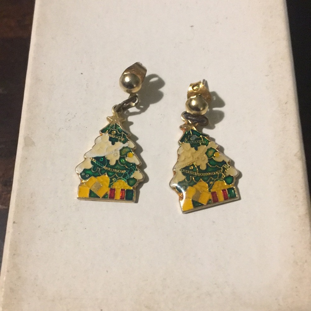 Christmas tree earrings